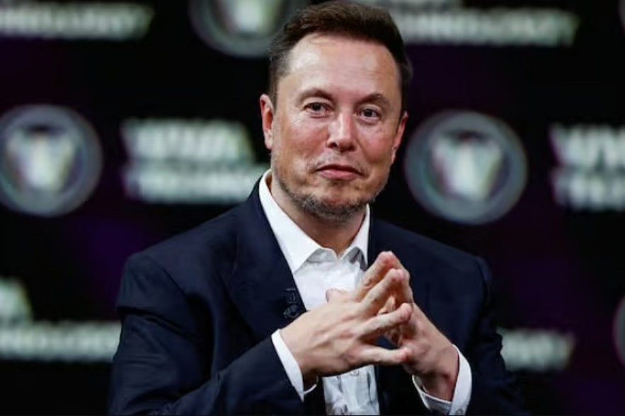 ইলন মাস্কের ৪টি গুরুত্বপূর্ণ ভবিষ্যদ্বাণী: এআই ও রোবট নিয়ে