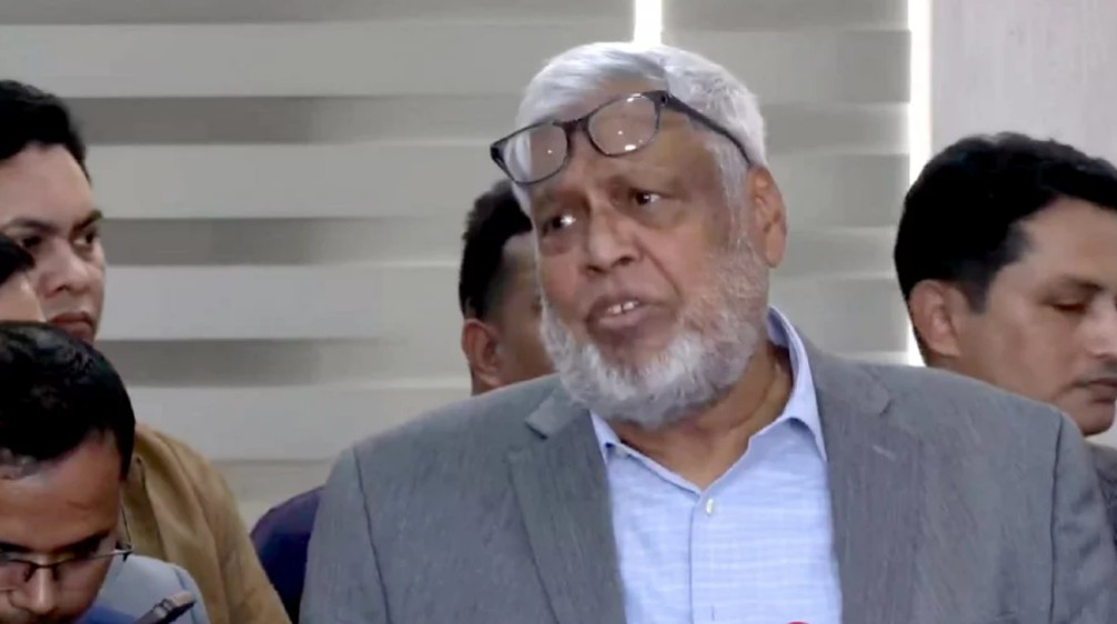 অন্তর্বর্তী সরকারের আমলে পে-স্কেল বাস্তবায়ন নয়, শুধু প্রতিবেদন জমা