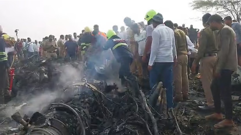 মহারাষ্ট্র উপমুখ্যমন্ত্রী অজিত পাওয়ারকে বহনকারী উড়োজাহাজ বিধ্বস্ত, পাঁচজন নিহত